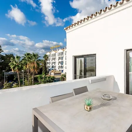 Apartamento By Riva - Chic, Contemporary In Puerto Banus Gardens Marbella